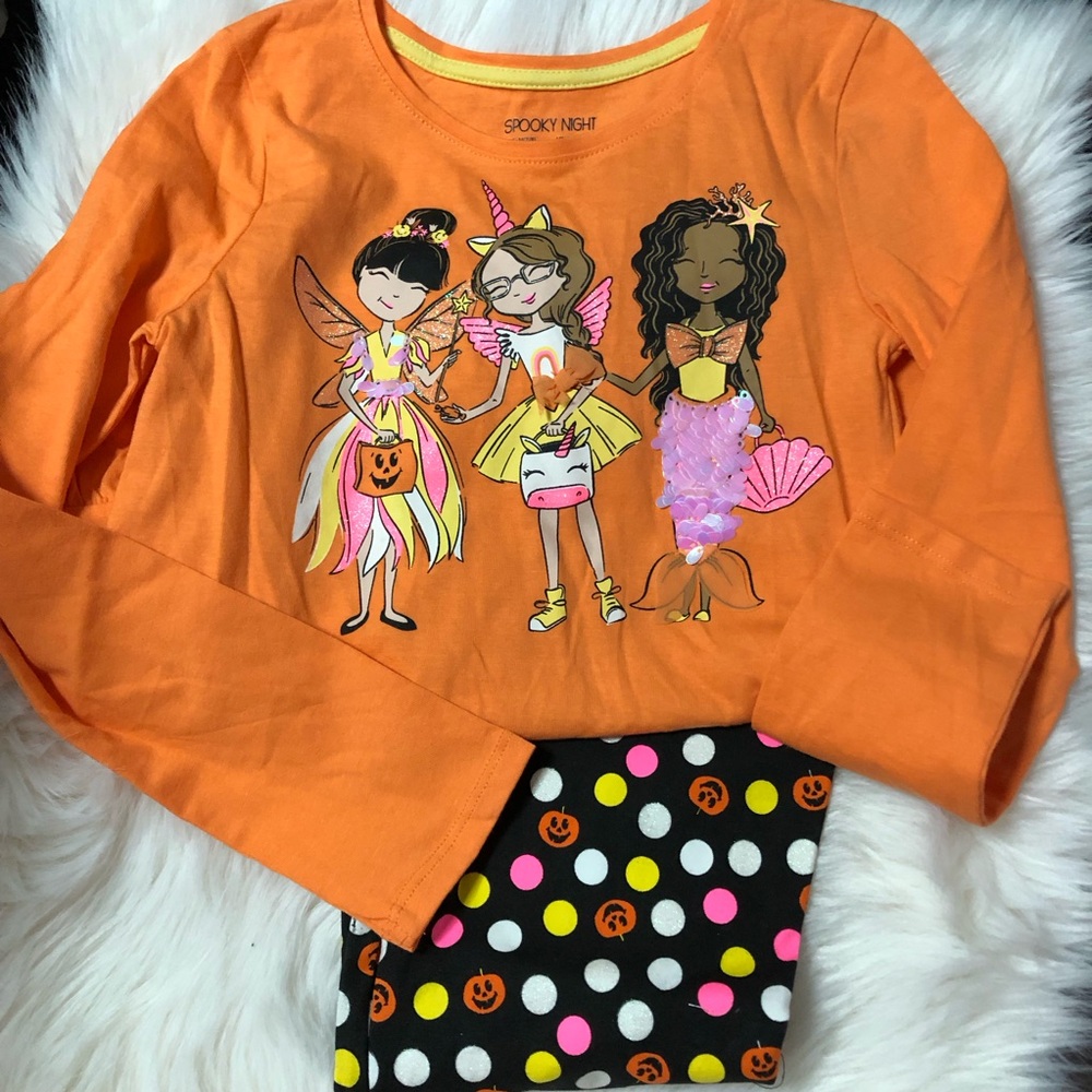 Spooky Night 2 Piece Halloween Set Top and  Bottom. Size M 7/8. NWOT